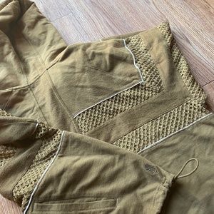 Free people sweatshirt